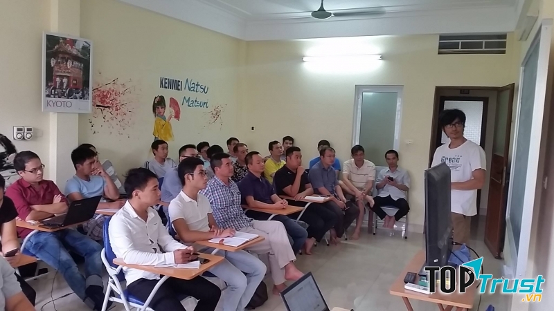 Một buổi học chứng khoán tại RBS