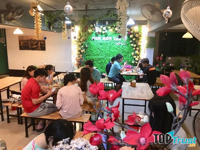 Quán MonMon GongCha Tea HPU2