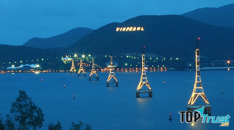 Nha Trang buổi tối - Nguồn: Internet