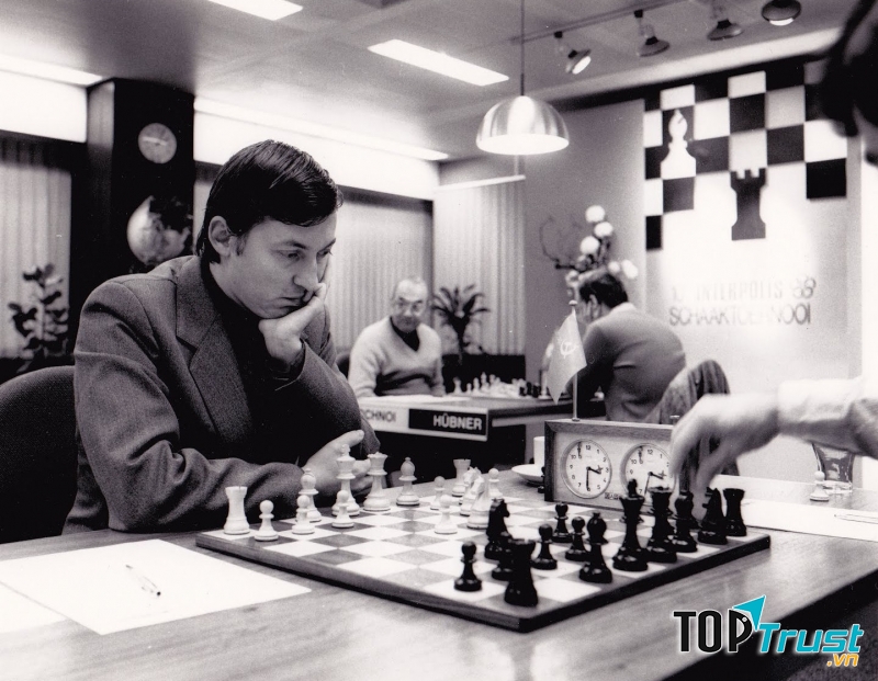 Anatoly Karpov
