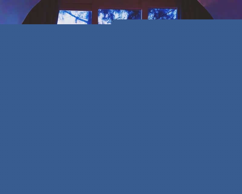 Nhà nghỉ hình ống cống ngoảnh mặt ra biển