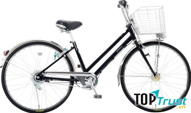 Có xe đạp, em có thể tự mình đi trên con đường đến trường quen thuộc.