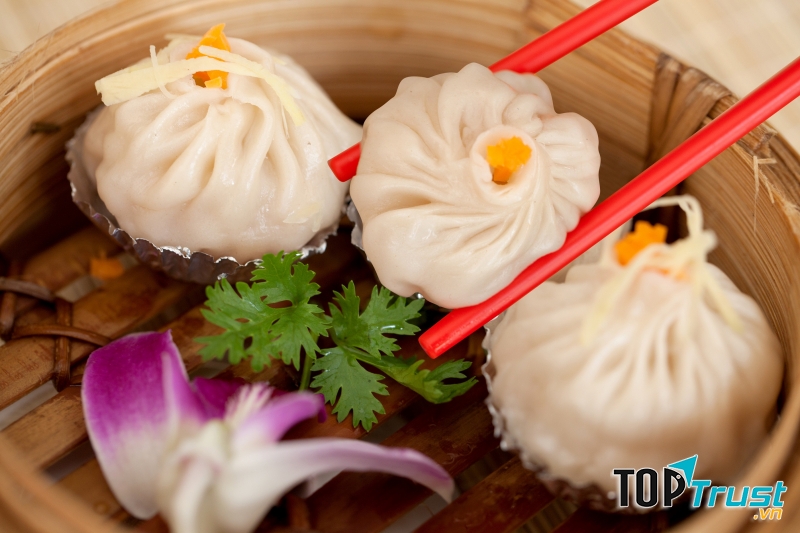 Bánh bao nhân trứng muối