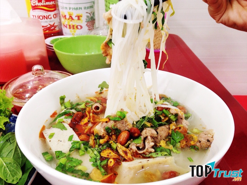 Bánh canh chả cá