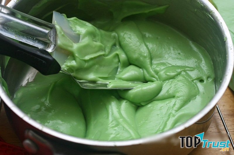 Bánh đúc thì nhiều nơi có nhưng bánh đúc sốt lại là đặc sản Thanh Hóa không đâu có