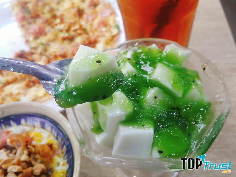 Bánh Tráng Nướng Đà Lạt Ngon Bé Lùn