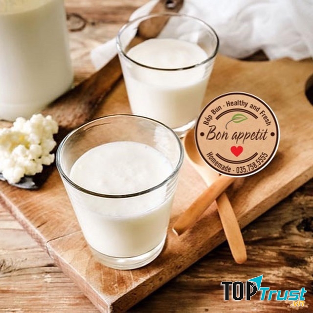 Salad được đóng hộp cẩn thận và gọn gàng.