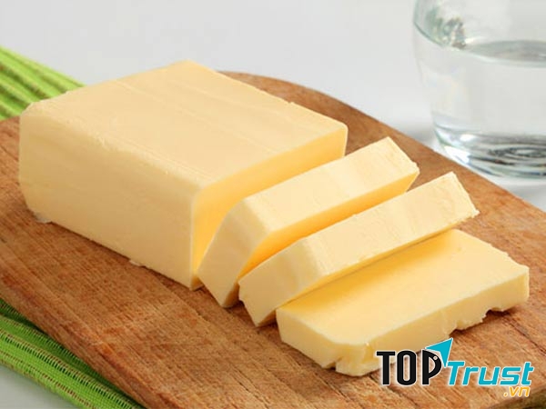 Bơ thực vật nên hạn chế dùng