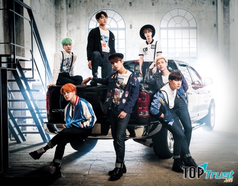 Cùng chiêm ngưỡng dung nhan con cưng nhà Big Hit nào.