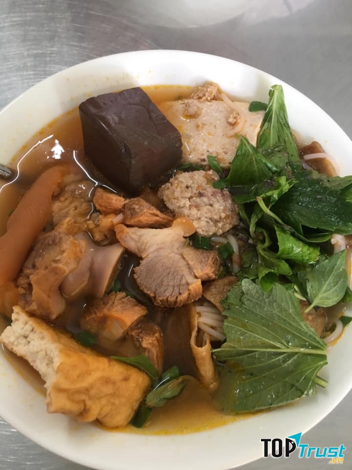 Bún riêu Đồ Chiểu