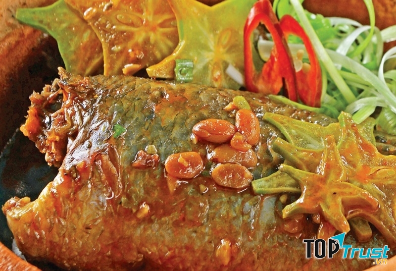 Cá rô đồng nấu khế.
