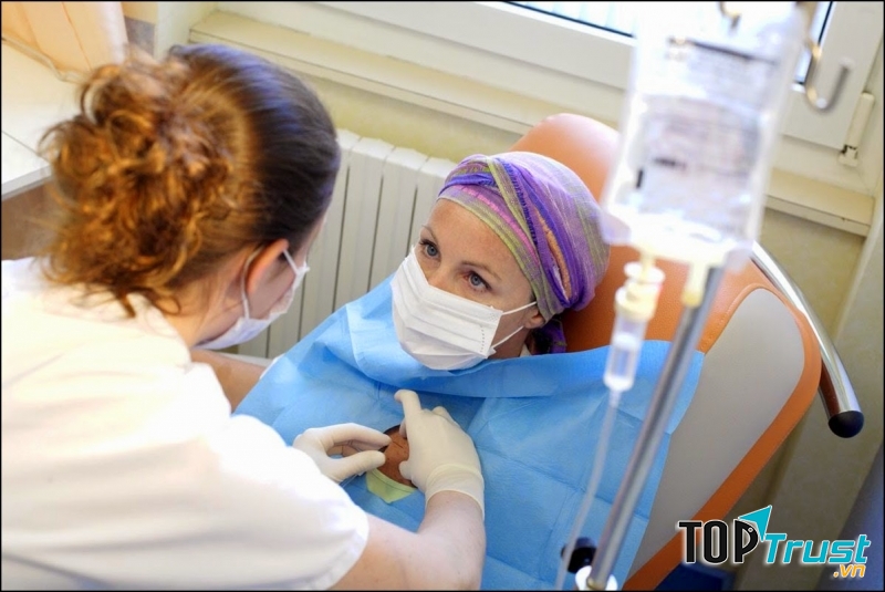 Thiếu kháng sinh, không thể điều trị hóa trị