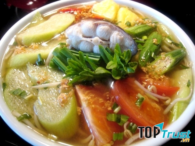 Món canh chua nổi tiếng miền Tây Nam Bộ