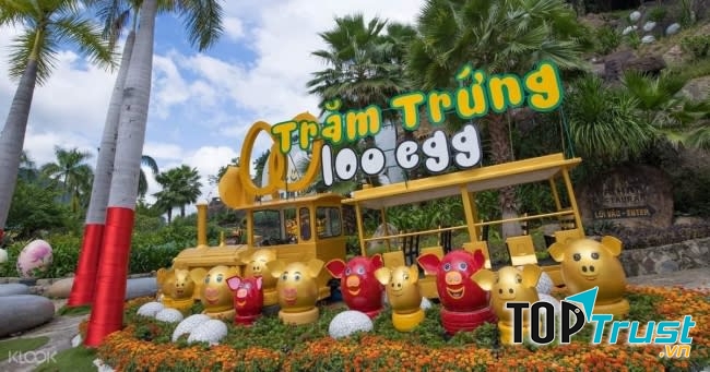 Công Viên Trăm Trứng