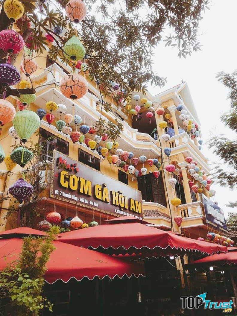 Không gian quán lãng mạn