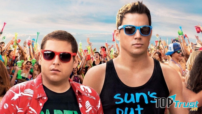 Cớm học đường