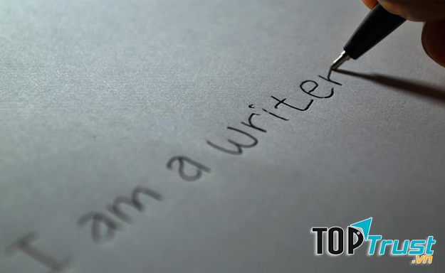 Ai cũng là nhà văn