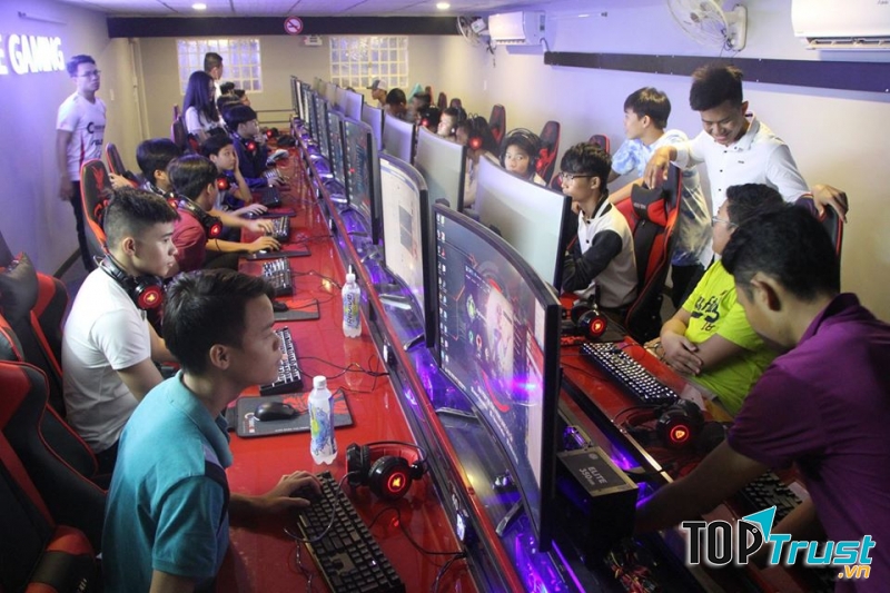 CyberCore Gaming TÔMY