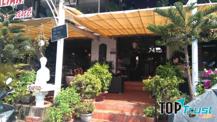 khung cảnh bên trong nhà hàng David Pizzeria