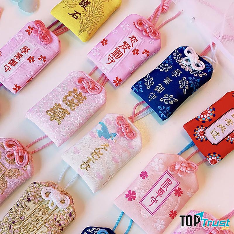 Đem theo bùa bên mình