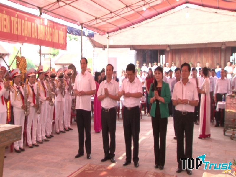 Lãnh đạo tỉnh Thái Bình dâng hương tưởng niệm 715 năm ngày mất Hưng Đạo Đại Vương Trần Quốc Tuấn