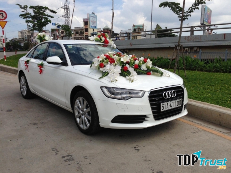 Xe cưới Vinh Linh mang tới cho khách hàng những dịch vụ hoàn hảo nhất