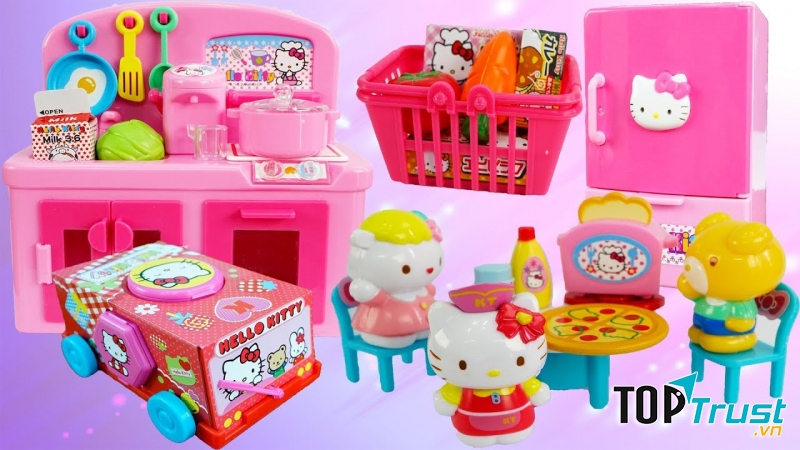 ﻿Các loại đồ chơi mô phỏng đồ dùng trong nhà như bát đĩa, nồi niêu, tủ lạnh,.. rất được bé yêu thích