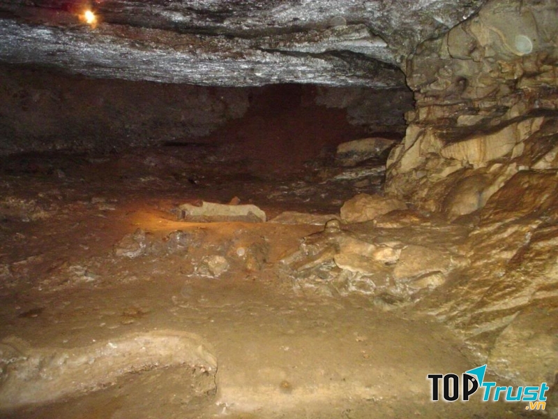 Động Bell Witch – Mỹ