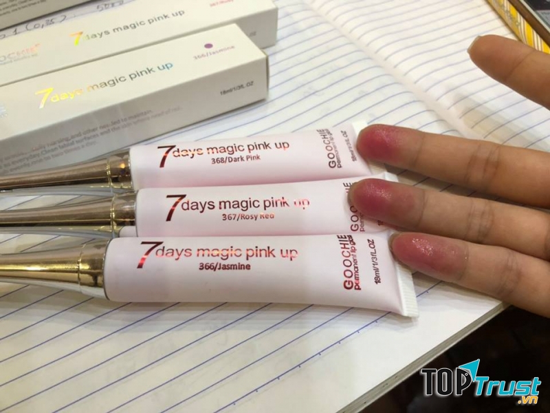 Dưỡng môi Goochie