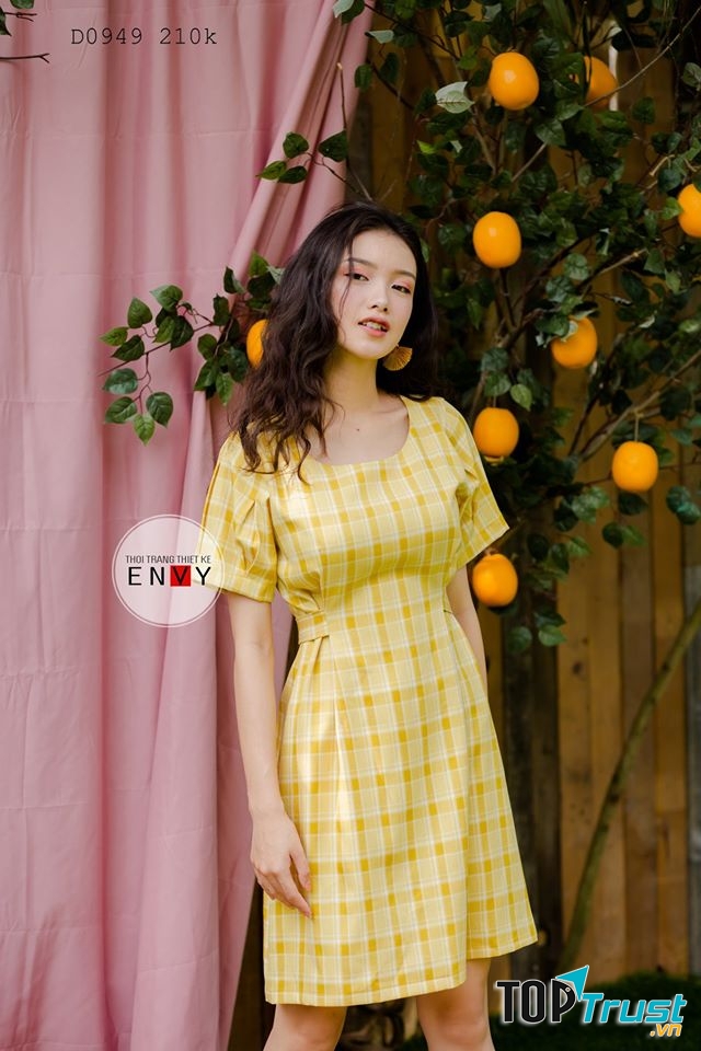 Khi đến với ENVY, bạn sẽ có được một bộ cánh đẹp và chất lượng.