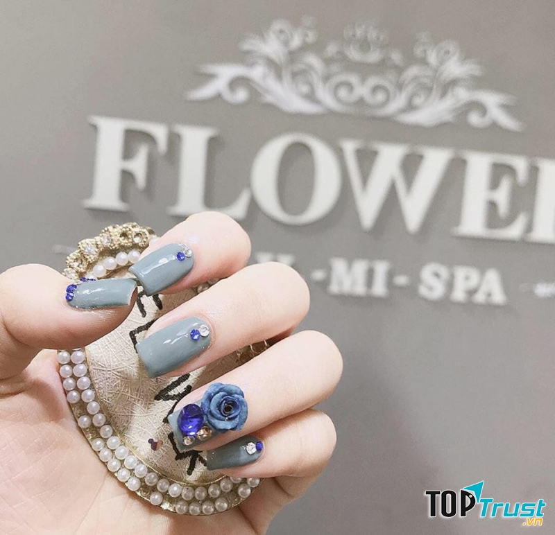 Flower Nails