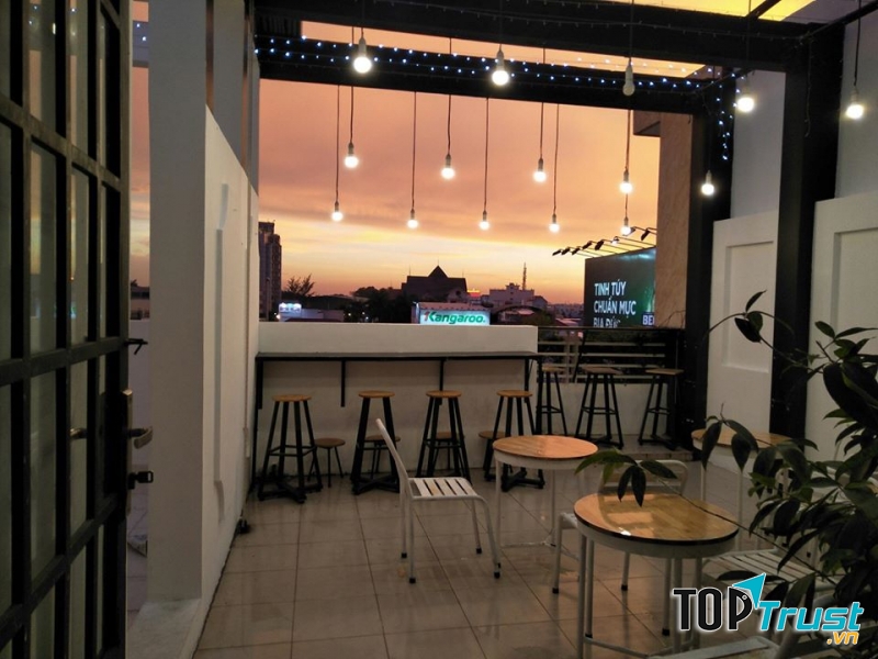 Không gian tại Flus