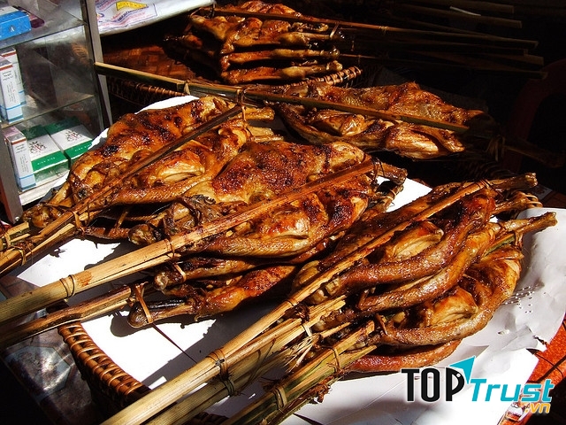 Gà nướng Savanakhet