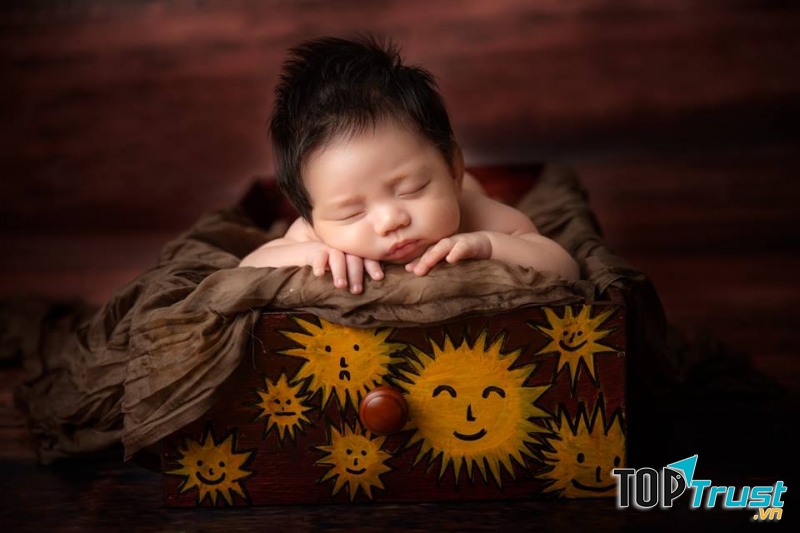 Hiếu Quách Studio