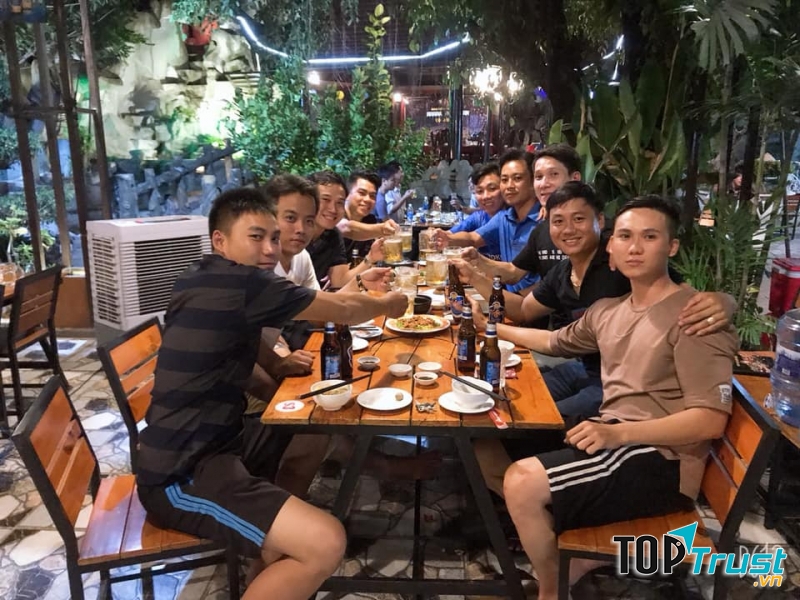 Hoa Viên Sơn Thủy