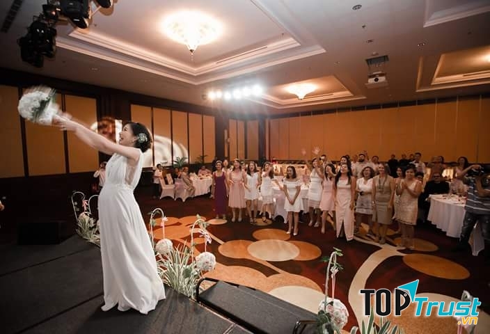 Sự trẻ trung mang đến thương hiệu Hoàng Long