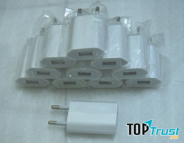 Đầu cắm sạc điện thoại tại Hoàng Phát