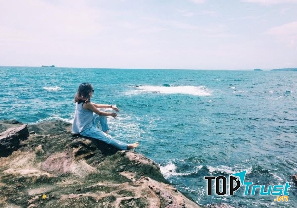 Vẻ đẹp lãng mạn của hòn Móng TAy