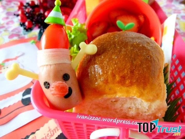 Một hợp cơm cực hấp dẫn và đáng yêu