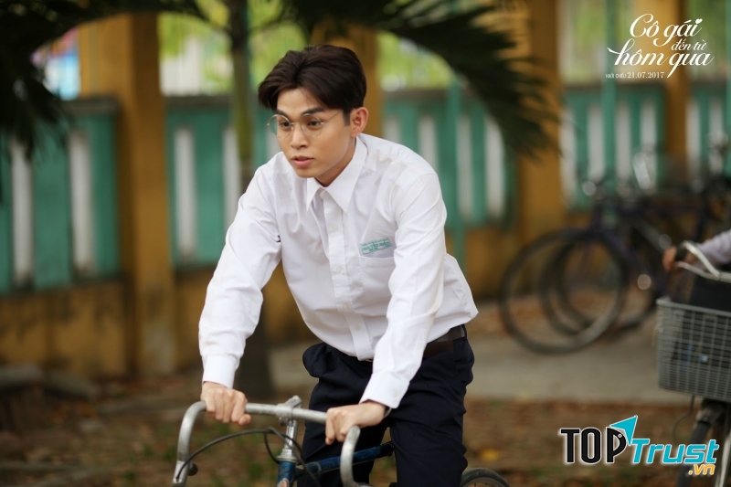 Tạo hình của Jun trong phim Cô gái đến từ hôm qua