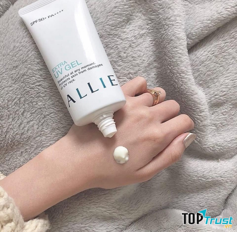 Kanebo Allie UV Mineral Moist Neo SPF50+/PA++++