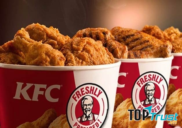 Chỉ cần đặt món trước 30 phút là bạn sẽ có ngay món gà rán thơm giòn béo ngậy, đặc biệt là vẫn còn siêu nóng luôn nha.