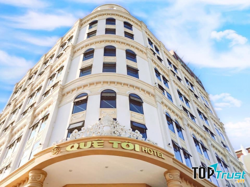 Khách sạn Quê Tôi