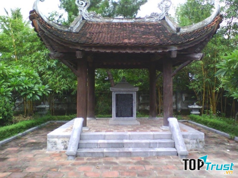 Khu di tích Nguyễn Công Trứ