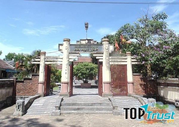 Khu lưu niệm Hà Huy Tập