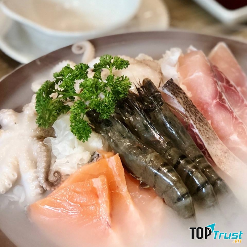 Kichi Kichi - Lẩu băng chuyền