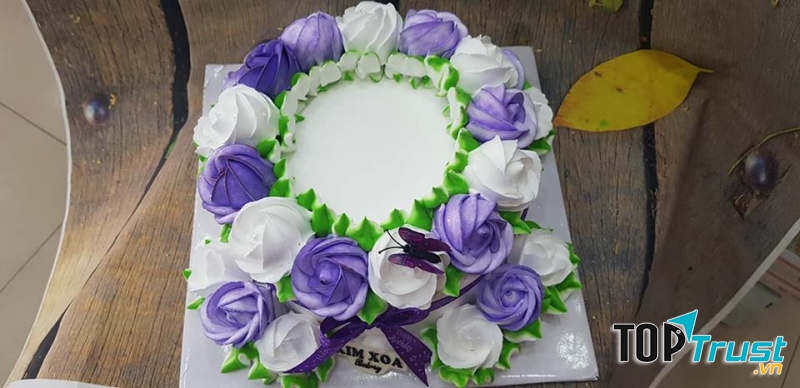 Bánh tại Kim Xoa Bakery được trang trí vô cùng tỉ mỉ