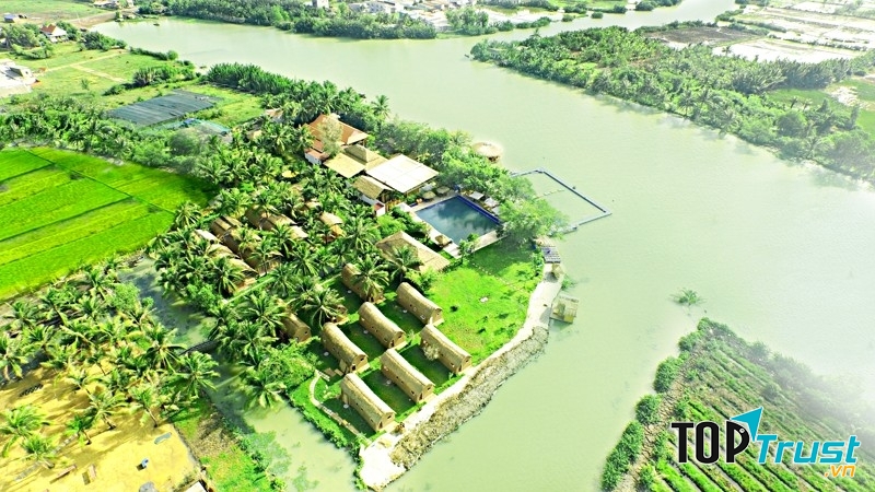 Làng tre Việt nhìn từ trên cao