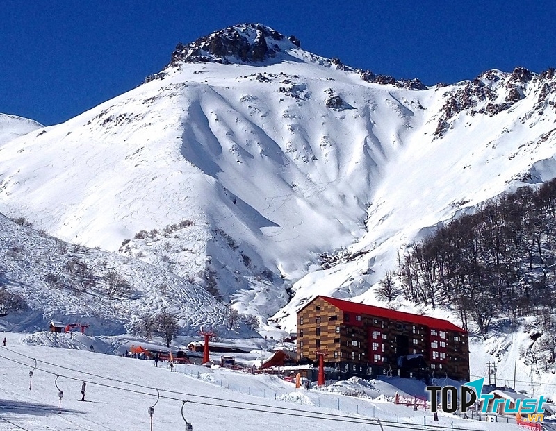 Núi tuyết ở Las Trancas, Chile