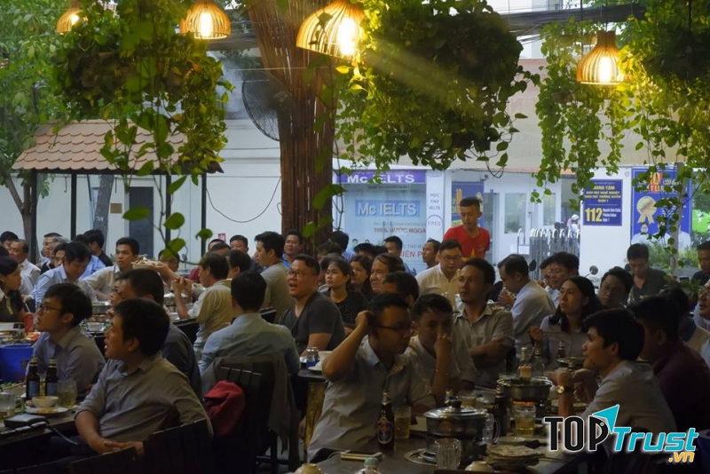 Lẩu Dê Đồng Hương